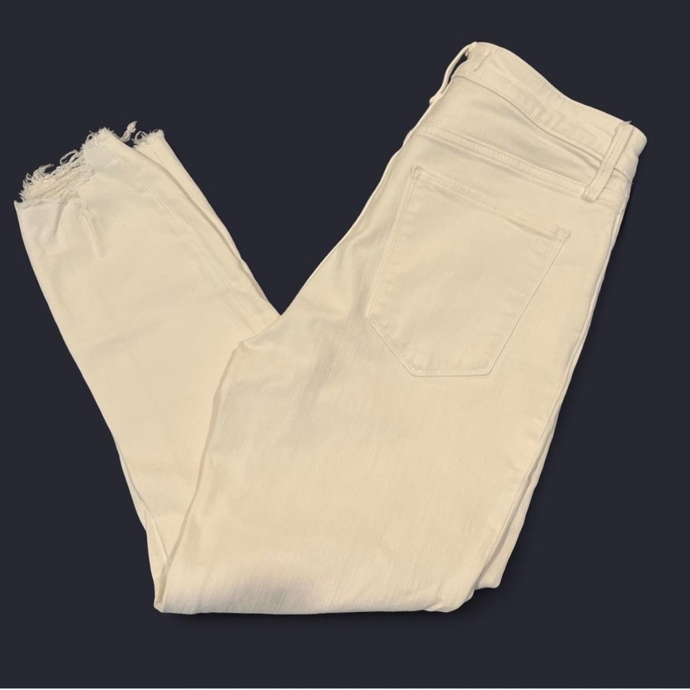 Abercrombie & Fitch White High Rise Super Skinny Ankle Jeans